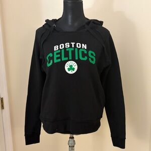 New Era Boston Celtics Black Hoodie sz M